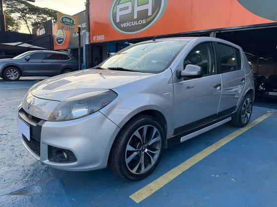 RENAULT SANDERO 1.0 TECH RUN 16V FLEX 4P MANUAL